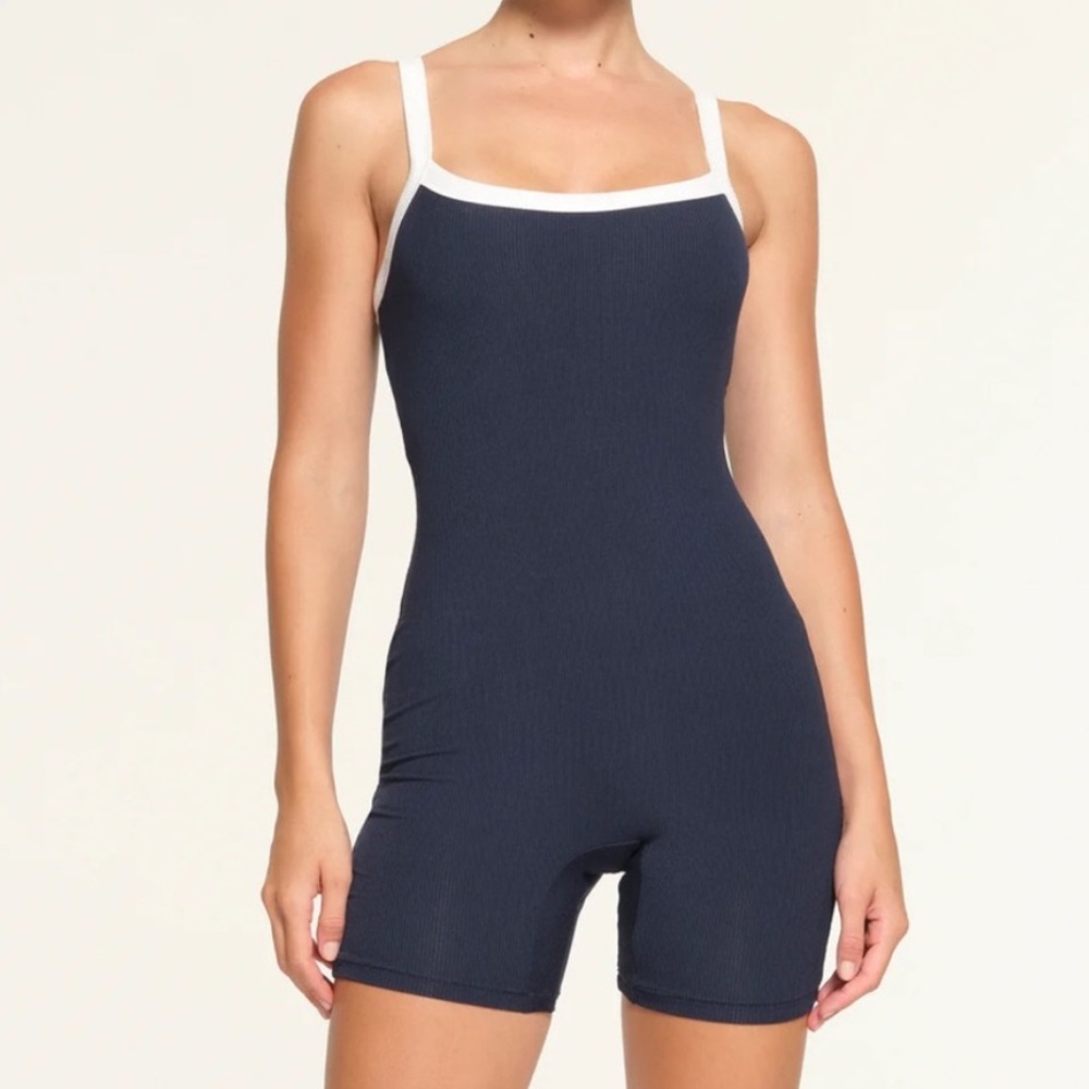 SKIMS sold out Soft Lounge Ringer Scoop Onesie